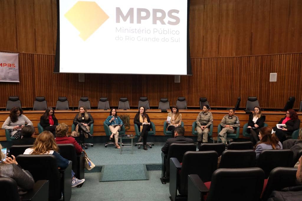 MPES participa de webinar “Ciclo de Diálogos da Lei Maria da Penha