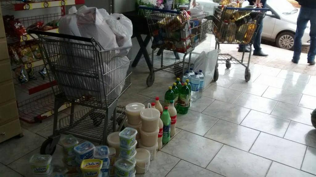 Cerca de uma tonelada e meia de alimentos foi inutilizada em Tupanci do Sul