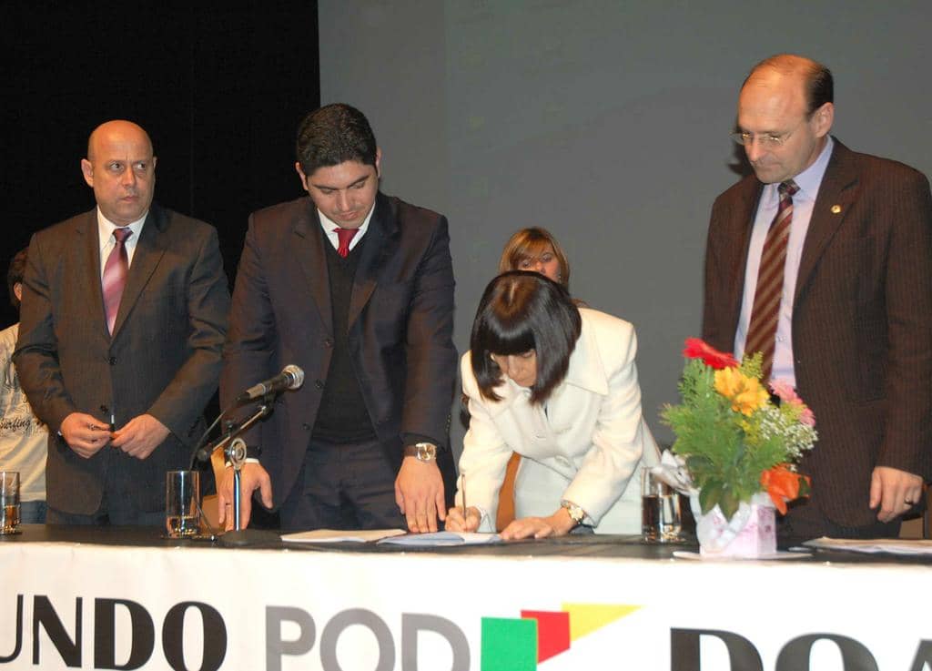 Maria Regina assinou o acordo em nome do Ministério Público
