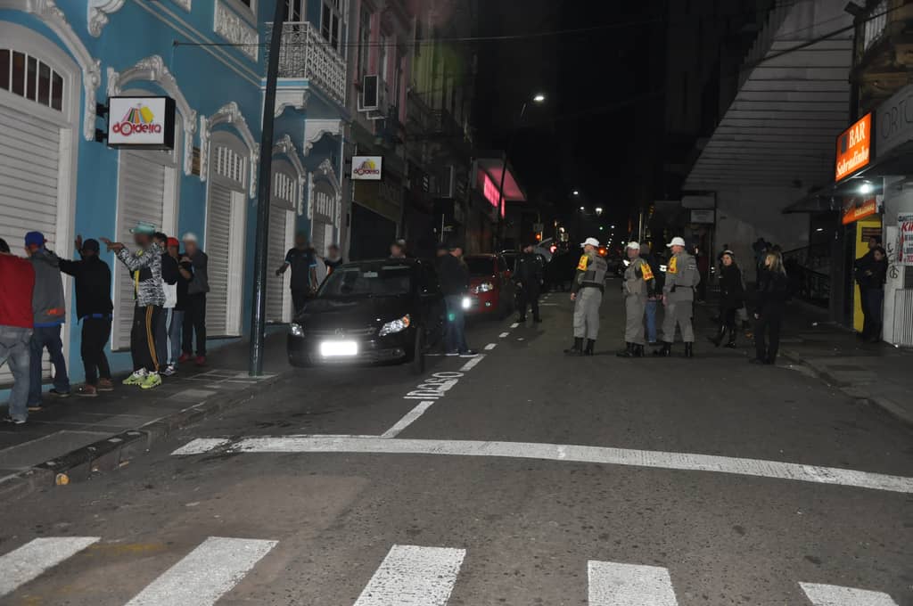 Operação aconteceu em bares da rua Marechal Floriano