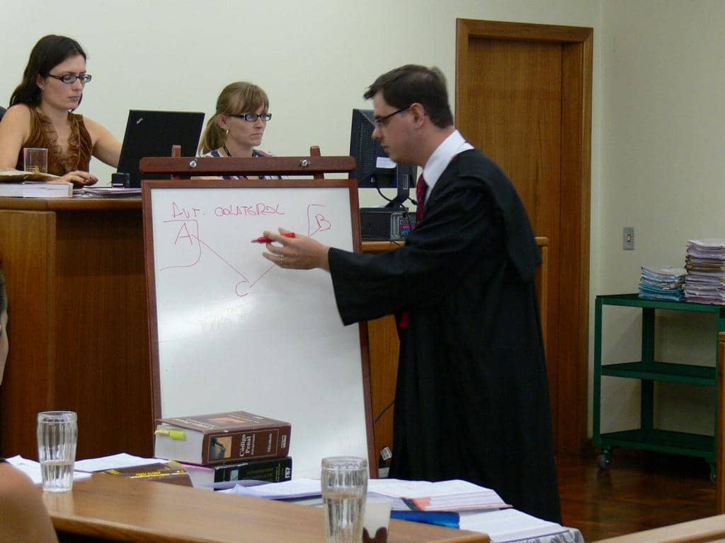 Promotor Marcos Rauber no júri