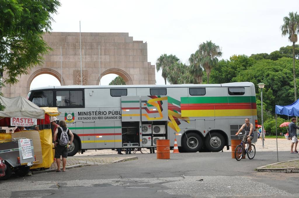 Ônibus do MP já foi usado em outras atividades na Redenção  