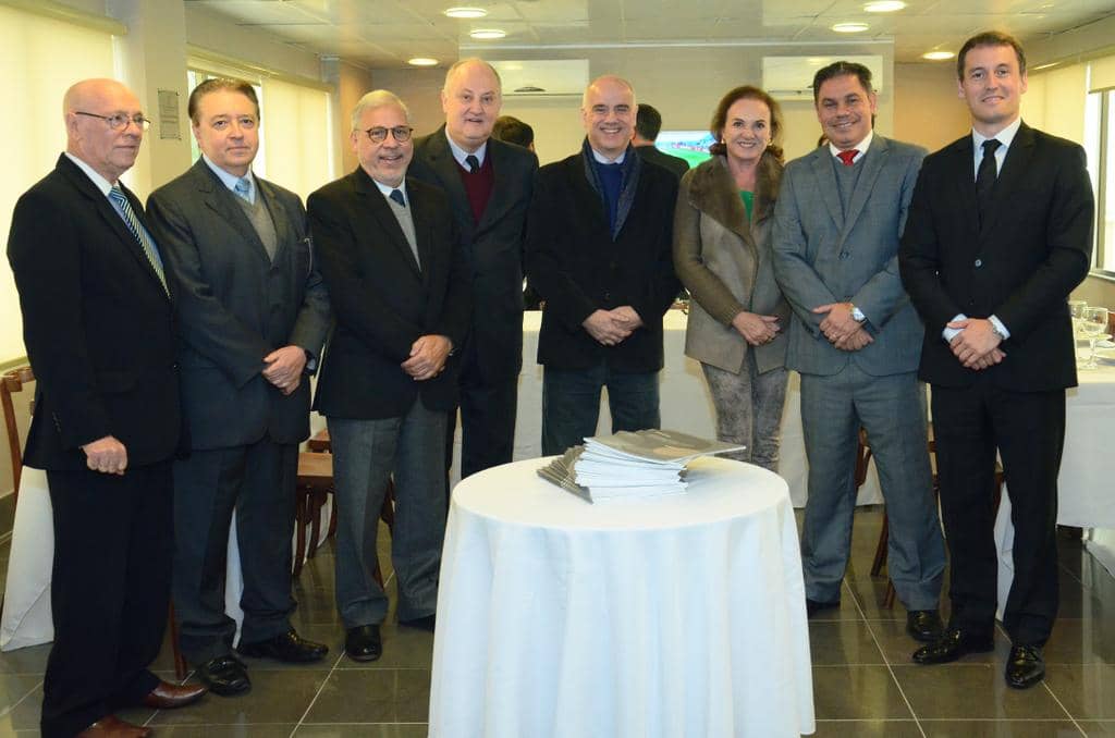 Fabiano Dallazen com os ex-procuradores-gerais de Justiça