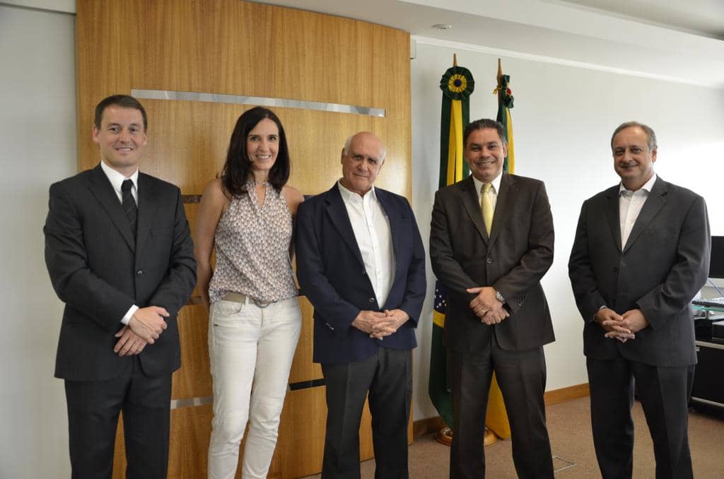 PGJ e Lasier Martins estiveram acompanhados de Fabiano Dallazen, Ana Petrucci e Vieira da Cunha