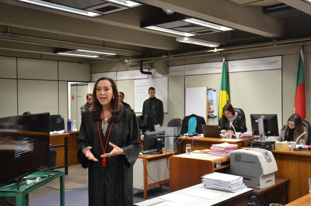 Andréa Machado sustentou denúncia no júri