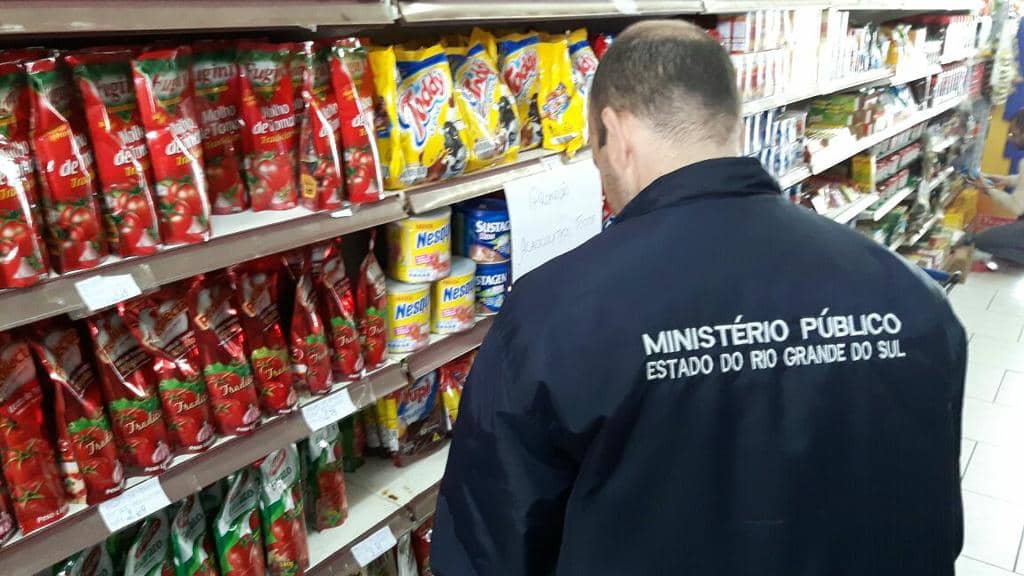 Agentes do Programa Segurança Alimentar em ação em Venâncio Aires