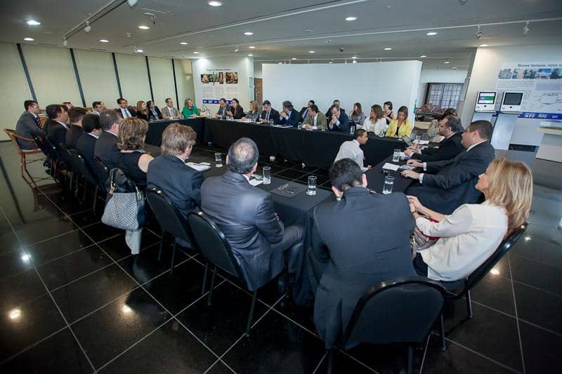 Grupo de Apoio ao Gabine de Crise reunido em Brasília
